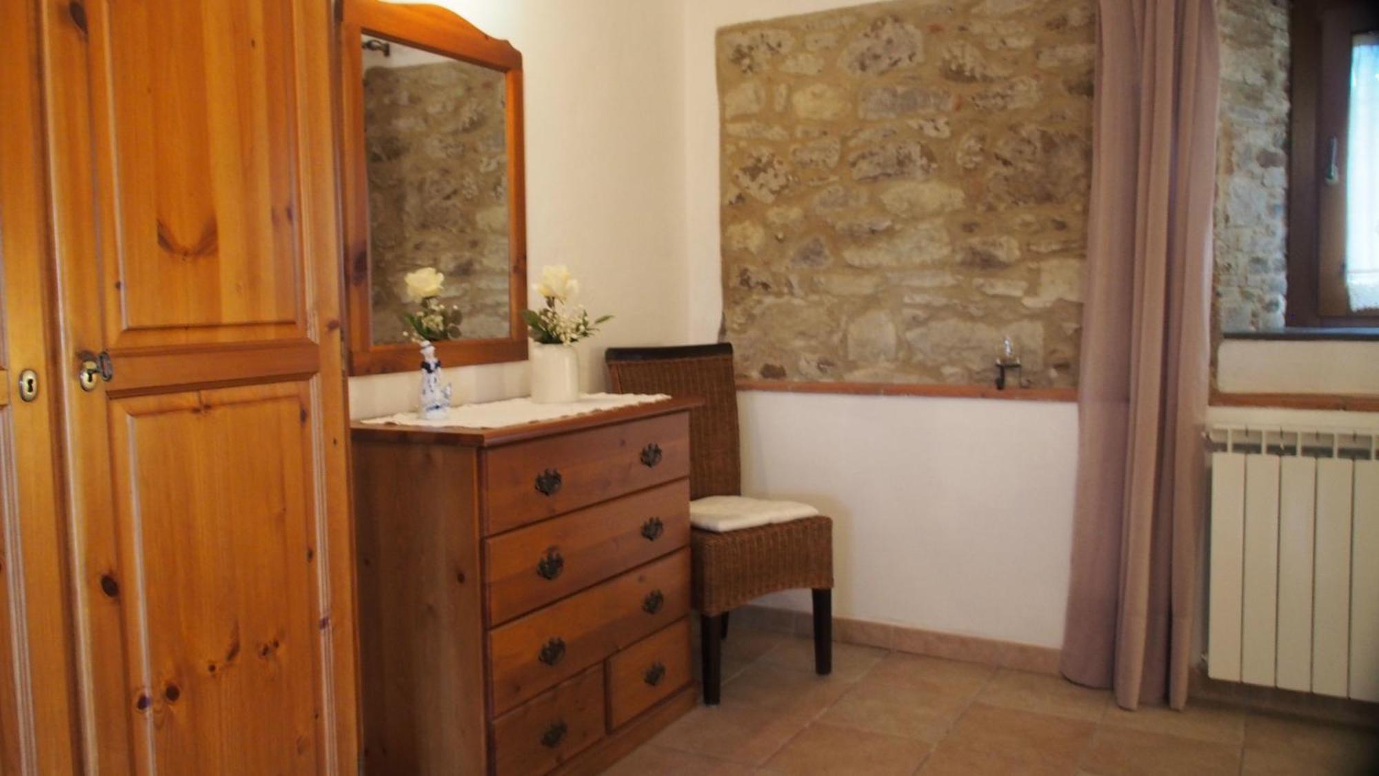 Podere L'Aquila Gaiole in Chianti Pokoj fotografie